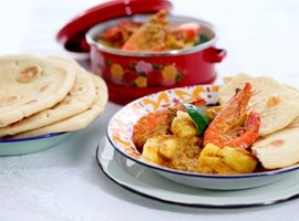Creamy Prawn Curry with Pineapple