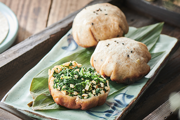 Kalimeris & Dried Bean Curd Buns